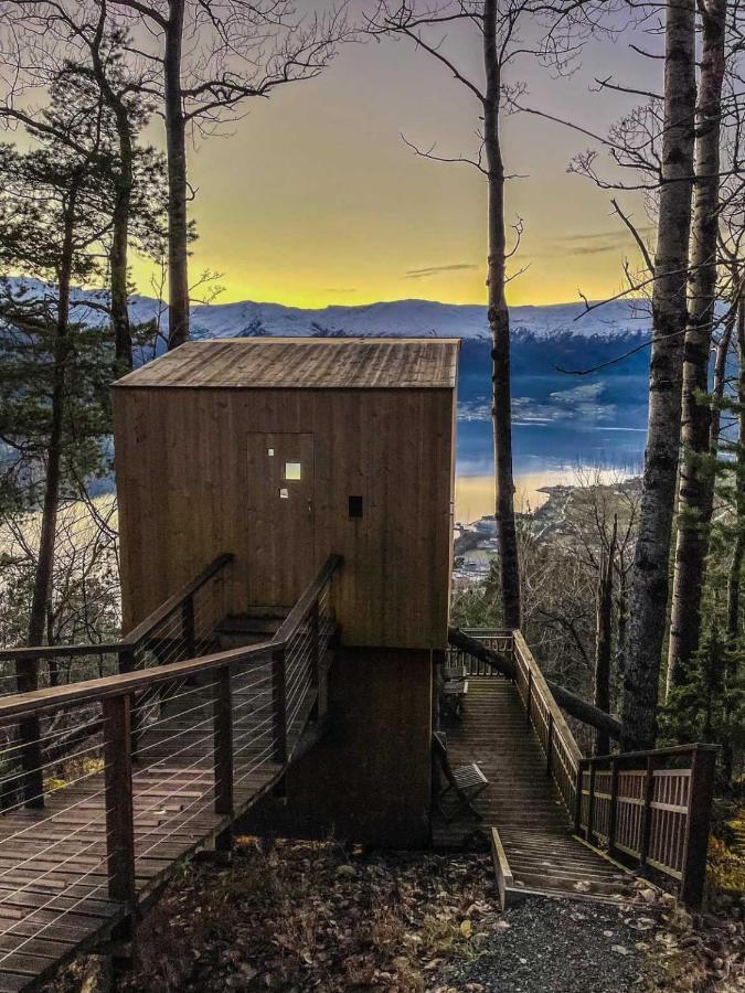 Lodge Engeset Trehytter